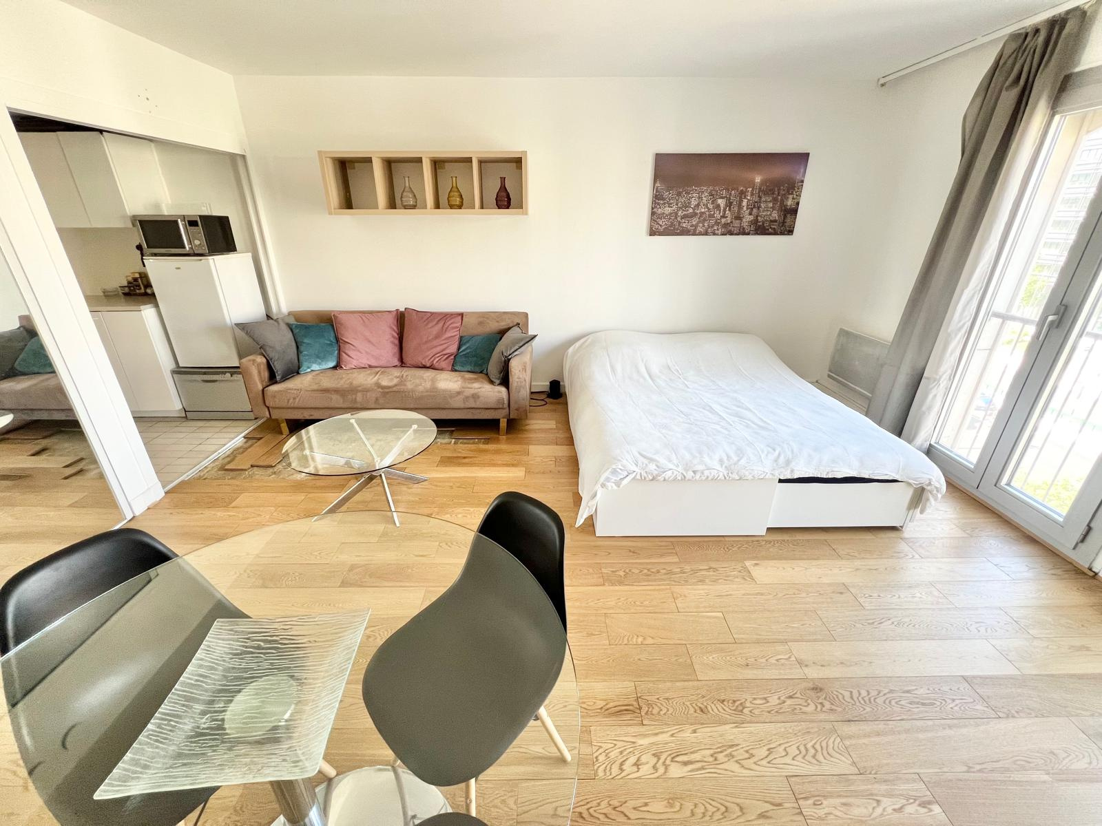 Image_1, Studio, Neuilly-sur-Seine, ref :99